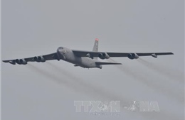 Mỹ điều 6 máy bay ném bom B-52 tới Guam 
